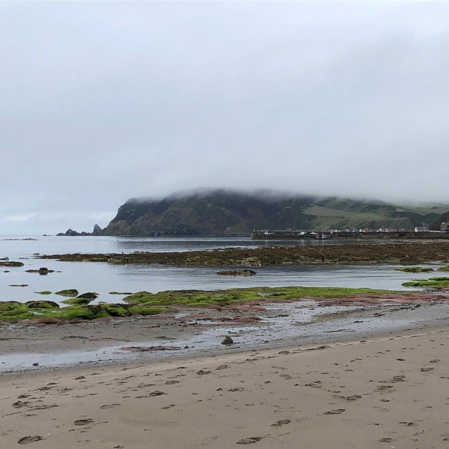 Puffins Nest Villa Gardenstown Екстериор снимка
